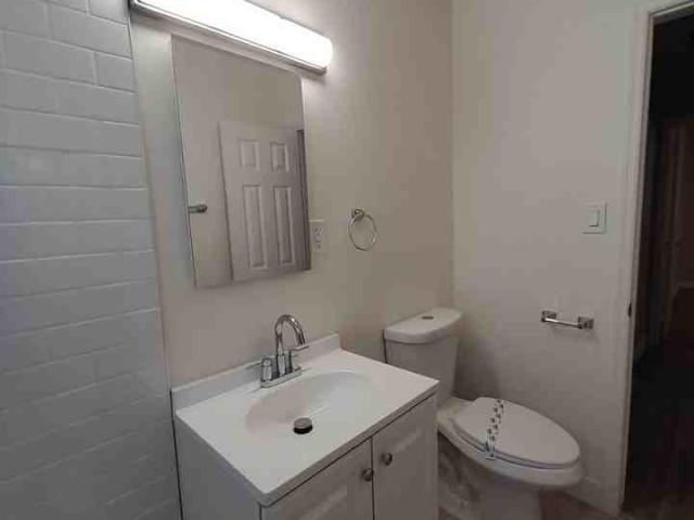Apartment for rent in Downey, California