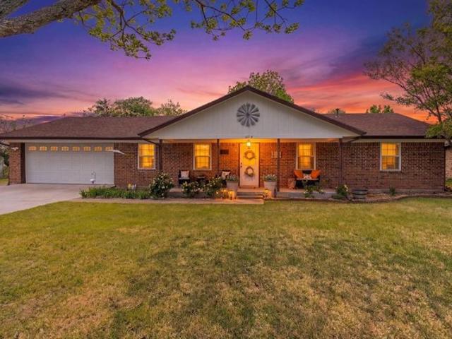 House for sale in Hunt, Texas