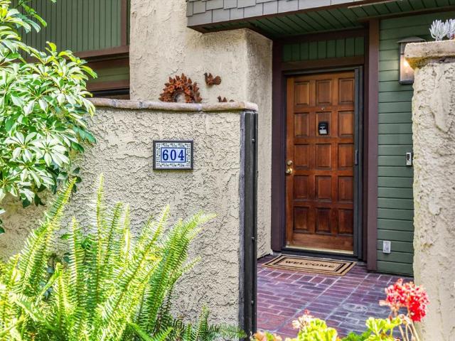 Townhouse for sale in South Pasadena
