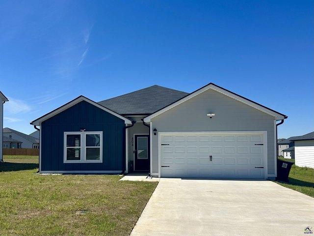 House for sale in Byron, Georgia