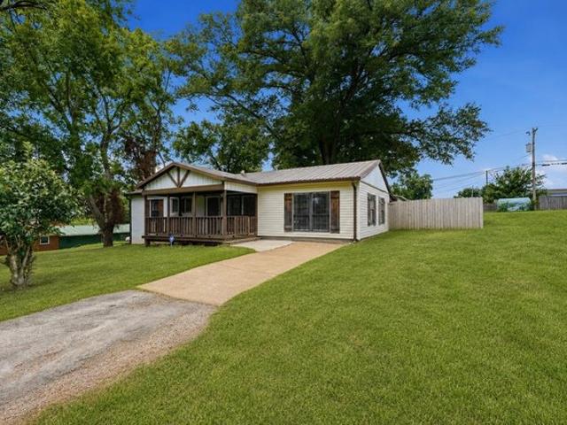 House for sale in Muscle Shoals, Alabama