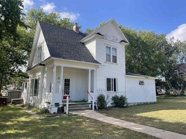 House for sale in Farnam, Dawson County