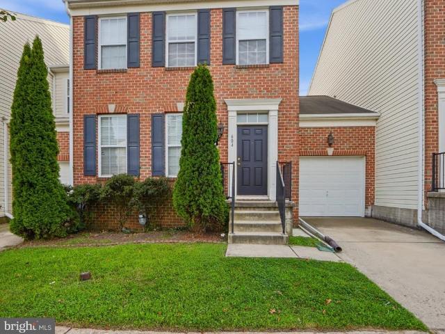 Townhouse for sale in Village of Pawnee, Middle River
