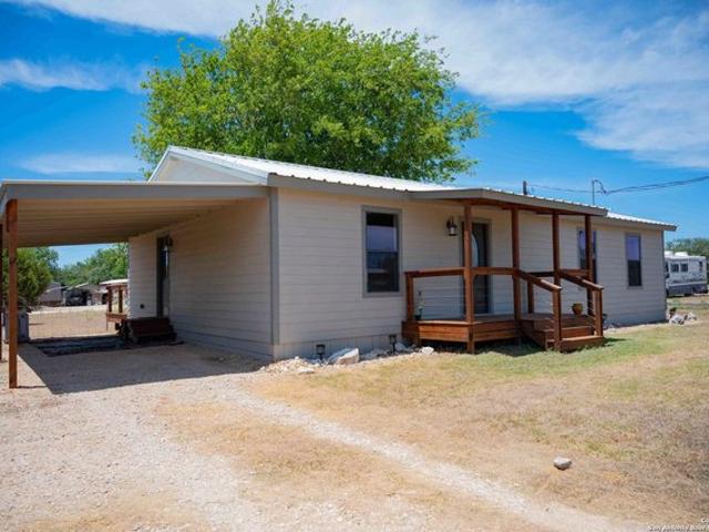 House for sale in Bandera, Texas