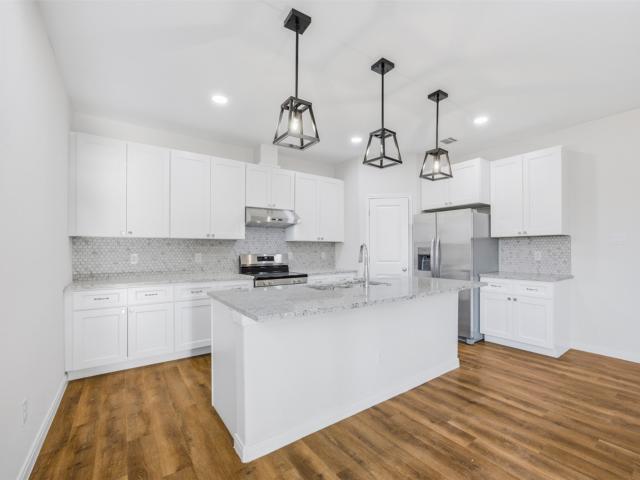 House for sale in Nixon, Texas