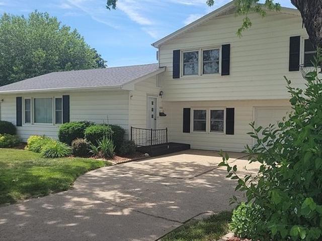 House for sale in Clinton, Iowa