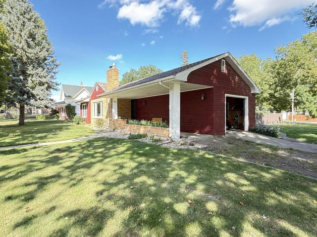 House for sale in Montevideo, Chippewa County
