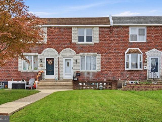 Townhouse for sale in Glenolden, Delaware County