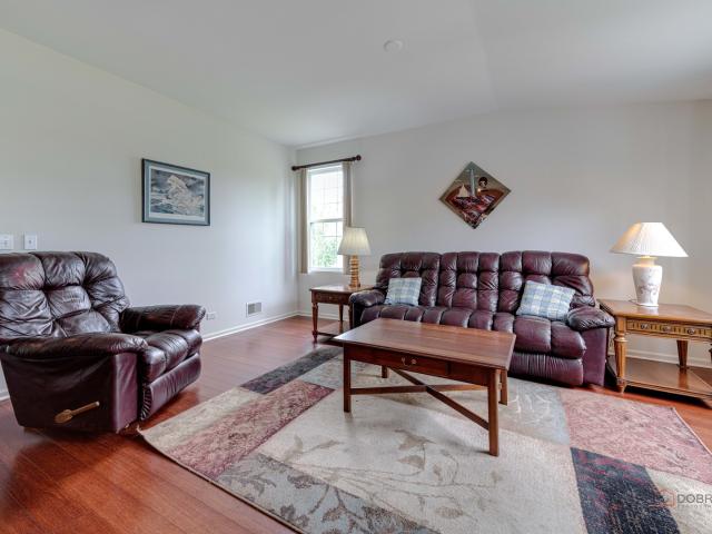 Townhouse for sale in Round Lake