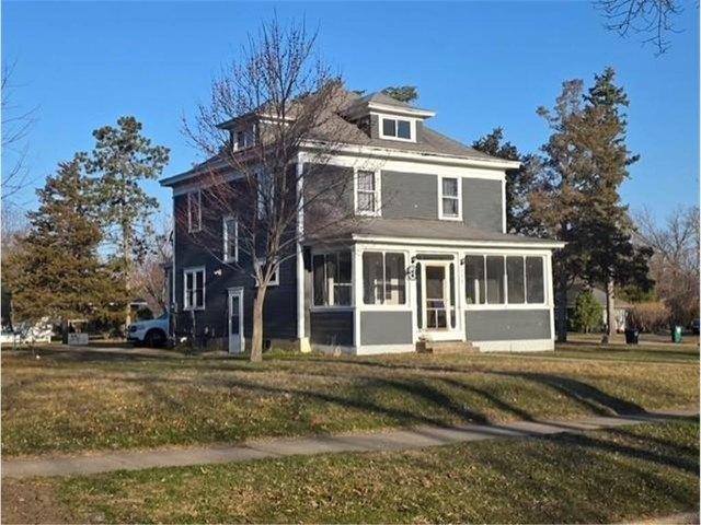 House for sale in Litchfield, Minnesota