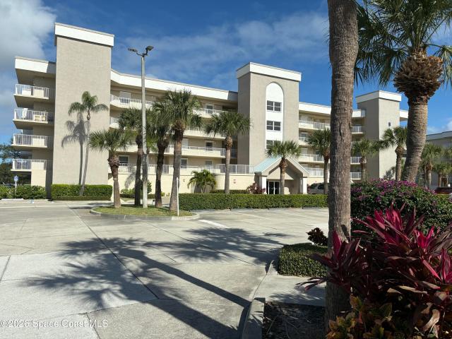 Condo for sale in Cape Canaveral, Florida