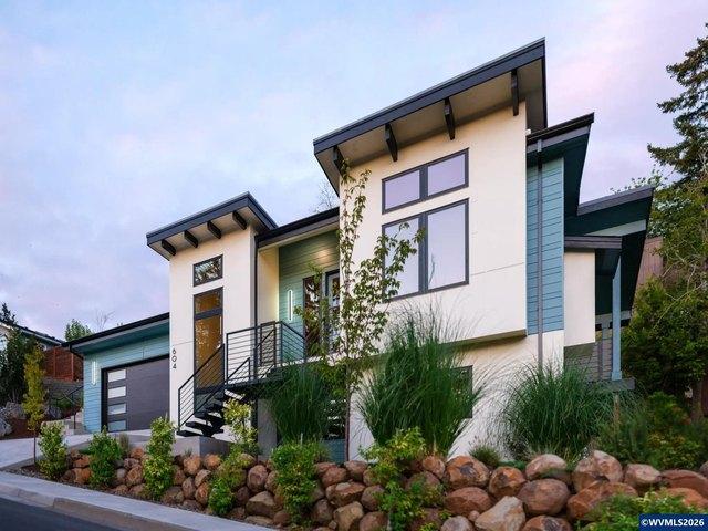 House for sale in Oregonia