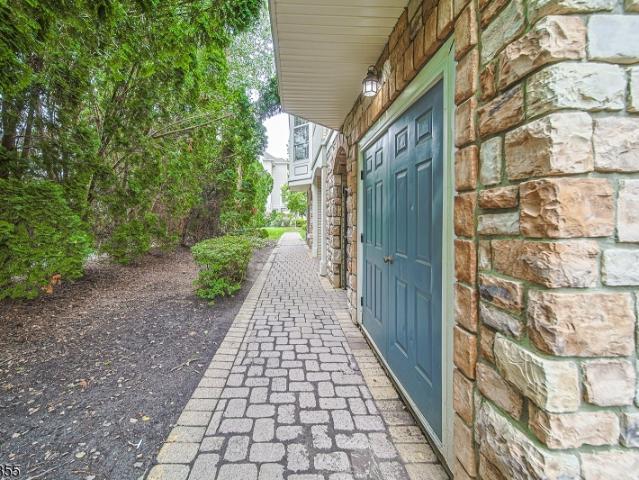 Townhouse for sale in Livingston, New Jersey
