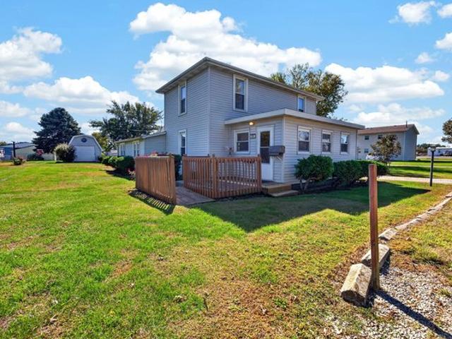 House for sale in Le Roy, McLean County