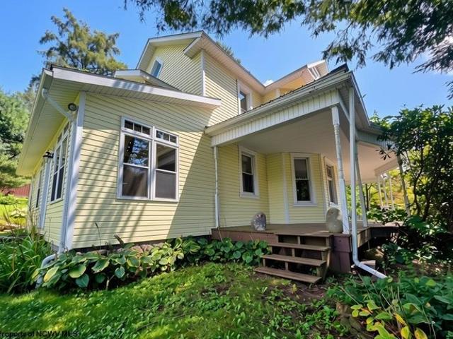 House for sale in Terra Alta, West Virginia
