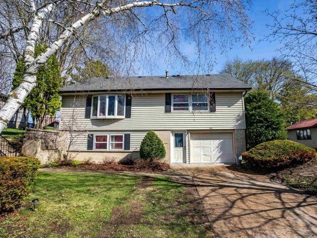 House for sale in Dodgeville, Wisconsin