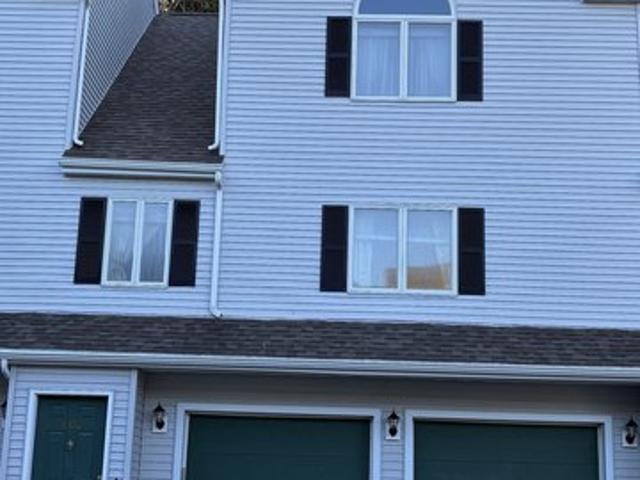 Townhouse for sale in Killingly, Northeastern Connecticut Planning Region