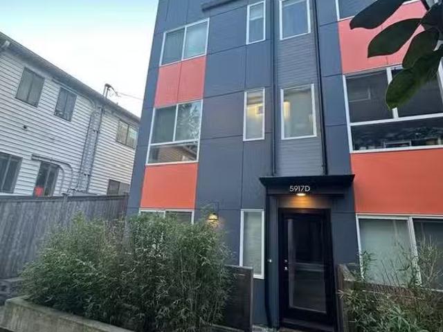 Condo for rent in Seattle