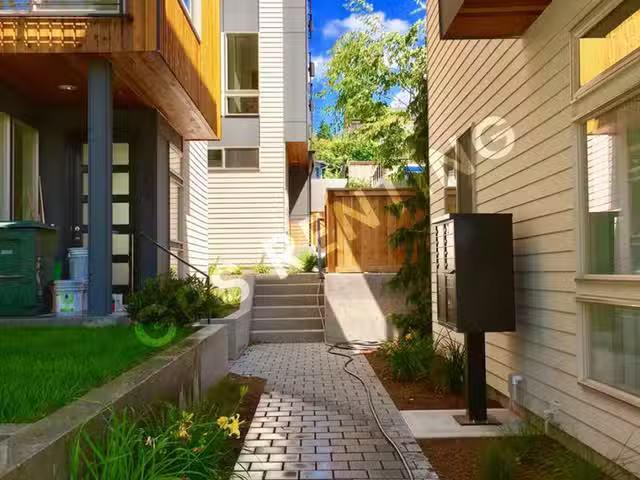 Condo for rent in Seattle