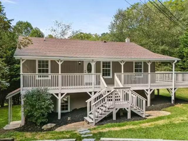 House for rent in Hendersonville, North Carolina