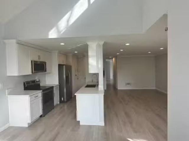 Apartment for rent in North Hollywood Neighborhood Council District, Canoga Park