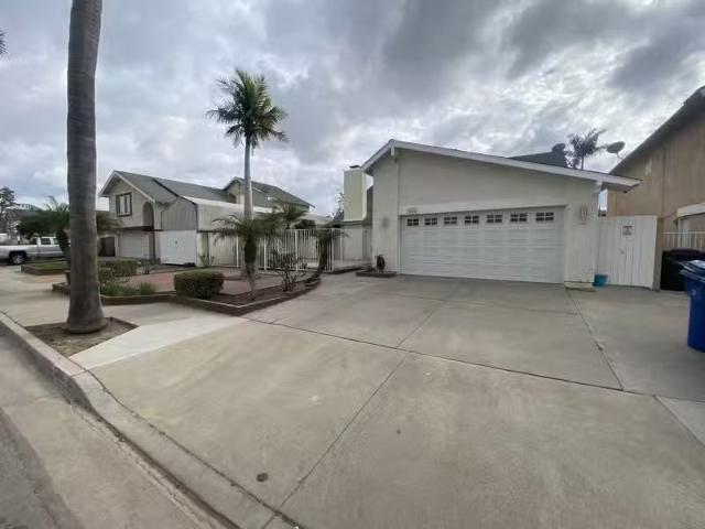 House for rent in Huntington Beach