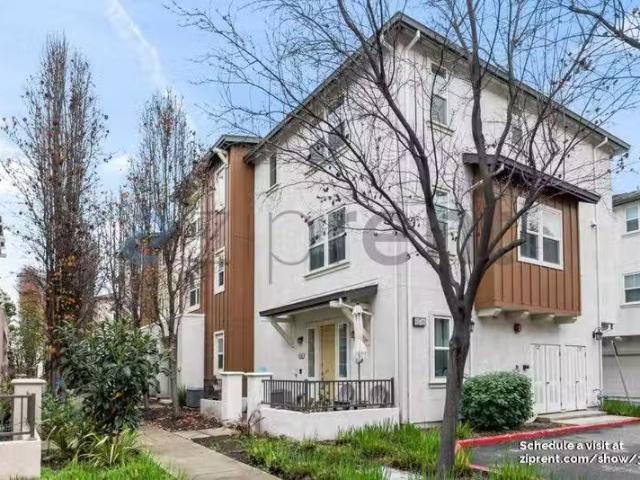 Condo for rent in Hayward