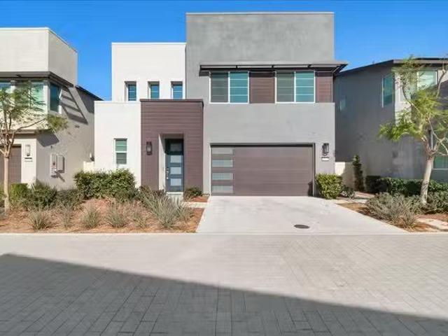 House for rent in Ontario