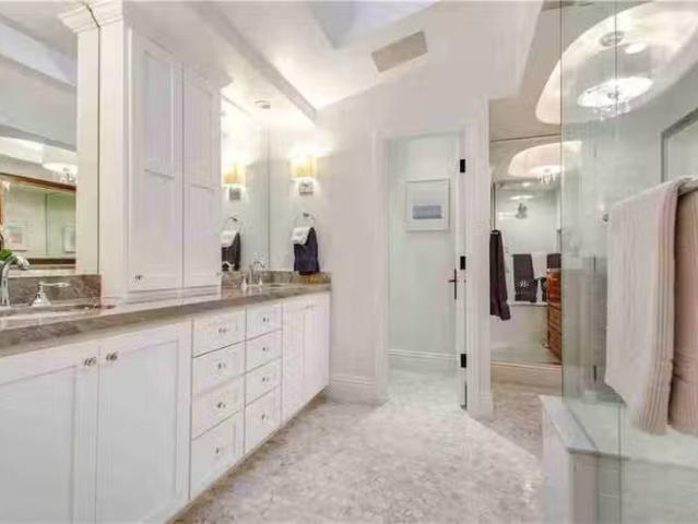 Condo for sale in Santa Ana