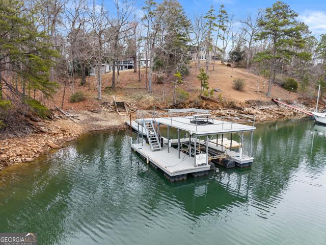 House for sale in Flowery Branch, Georgia