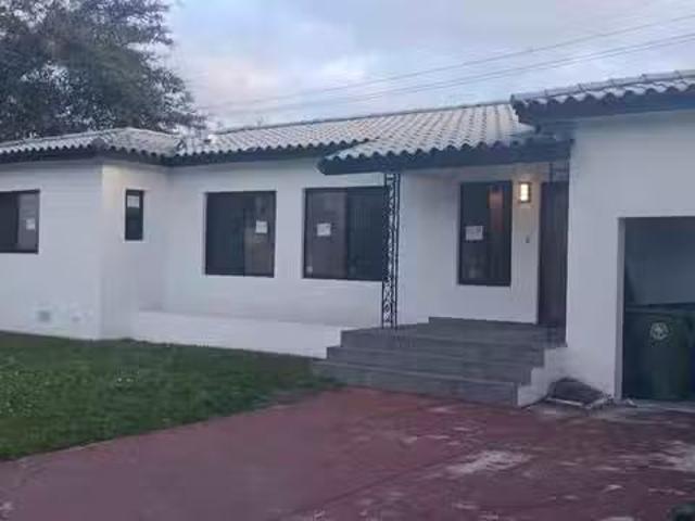 House for rent in Miami