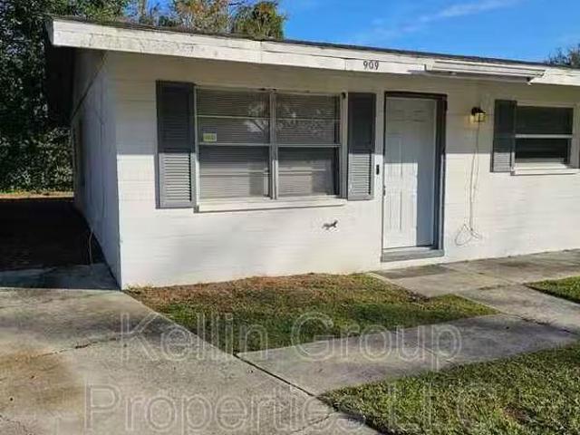 Condo for rent in Lakeland