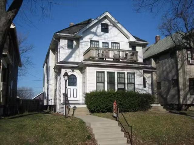Condo for rent in Milwaukee