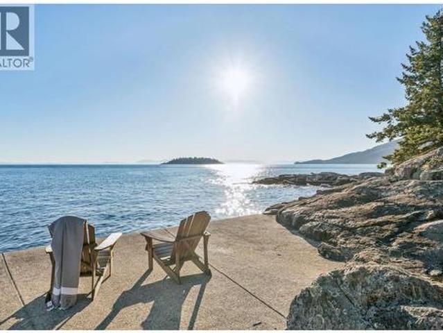 House for sale in West Vancouver, British Columbia