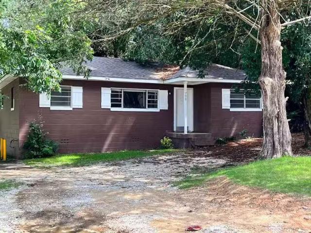 House for rent in Auburn