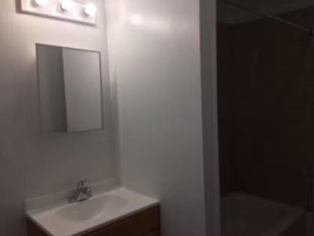 Condo for rent in York