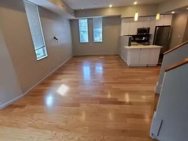 Condo for rent in Brighton