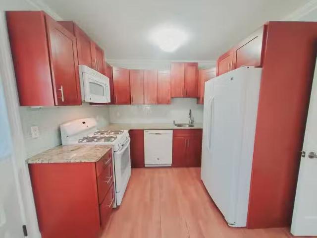 Condo for rent in Stamford