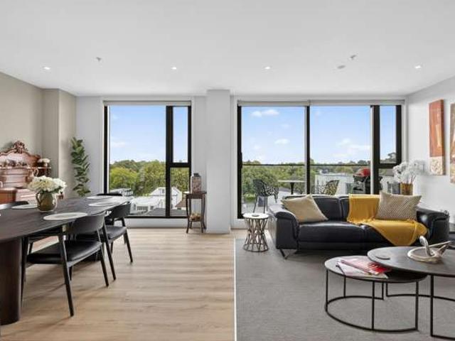 Apartment for sale in Heathcote, Canterbury