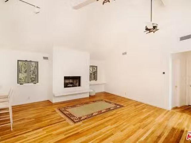 Condo for sale in North Hollywood