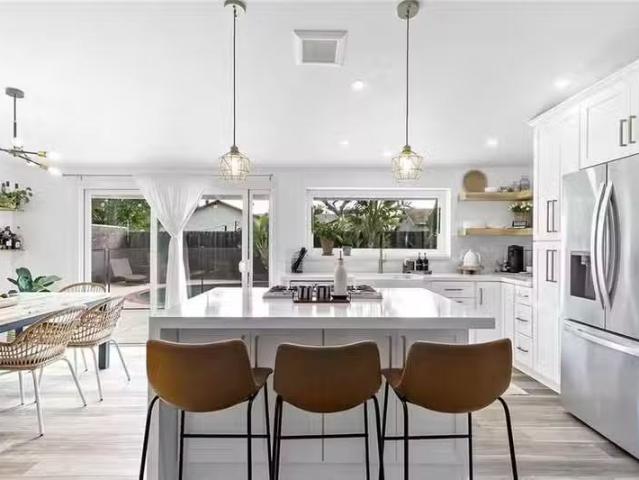 Condo for rent in Costa Mesa