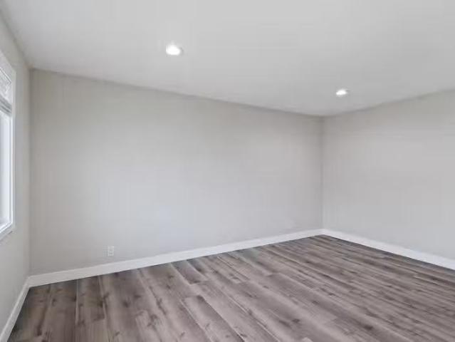 Condo for rent in Costa Mesa