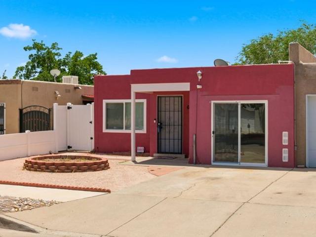 Townhouse for sale in New Mexico