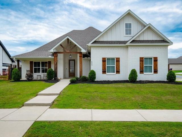 House for sale in Ark