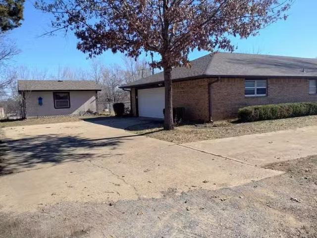 House for rent in Lawton