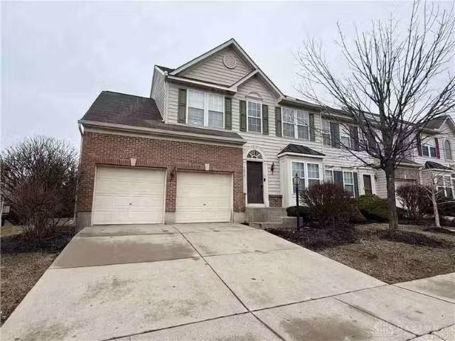 Condo for rent in Dayton