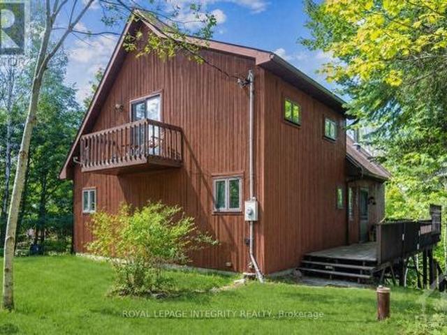 House for sale in Renfrew, Ontario