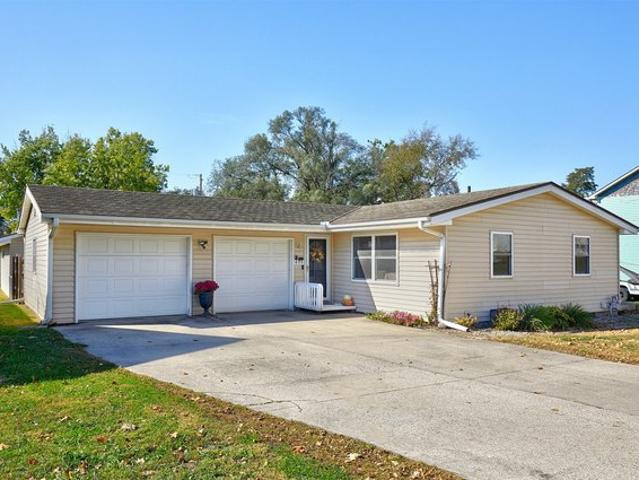 House for sale in Dallas Center, Dallas County