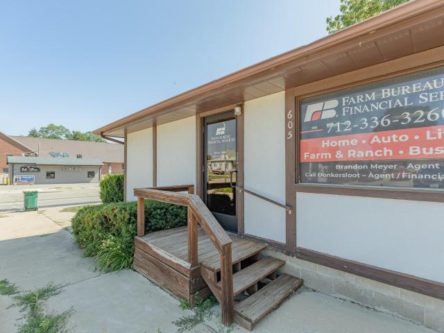 Commercial for sale in Spirit Lake, Iowa