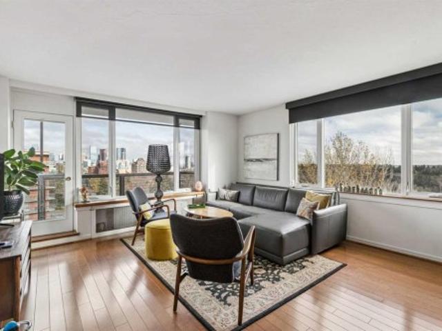 Condo for sale in Rideau Towers, Calgary